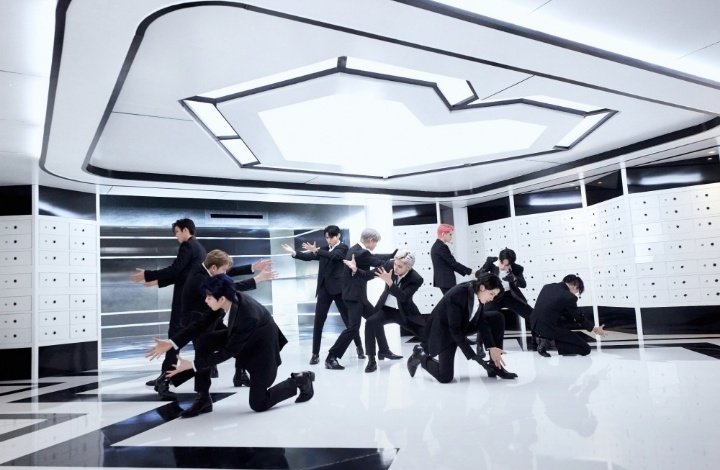 hamadasatara's tweet photo. #TREASURE MV BEHIND UPDATE by Melon

#TreasureReboot @treasuremembers https://t.co/3ncswkaK7f