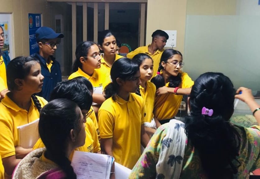 GSDA_GOM's tweet photo. #Groundwater awareness was made to the High School students through exhibition information booklets, posters and water awareness videos developed under #HydrologyProject.
@MoJSDoWRRDGR
@NHPConnect
@CGWB_CHQ https://t.co/MugOGZ8jIG