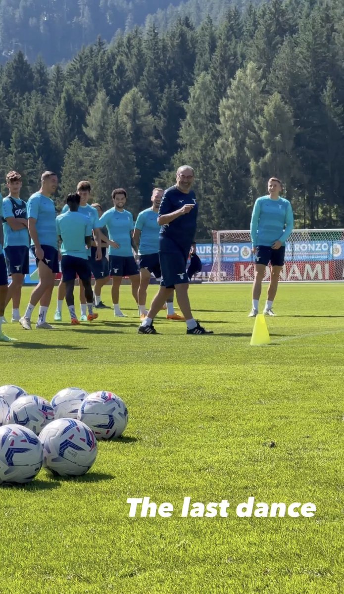 newNEWSSS's tweet photo. Guardate che bello mio padre che ride 🥹 #Sarri #MaurizioSarri #comandate #Sslazio #losaidiconochelamorpertemifateppista https://t.co/uXpOFvHH1V