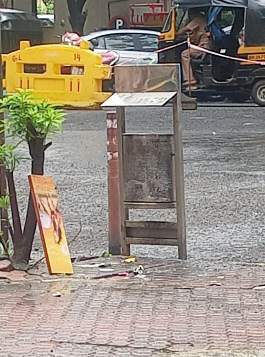 Thank you @SachinShingareG sir for asking TMC to clean garbage from bins in lodha Paradise. appreciate it. Need regular cleanings too. #thane