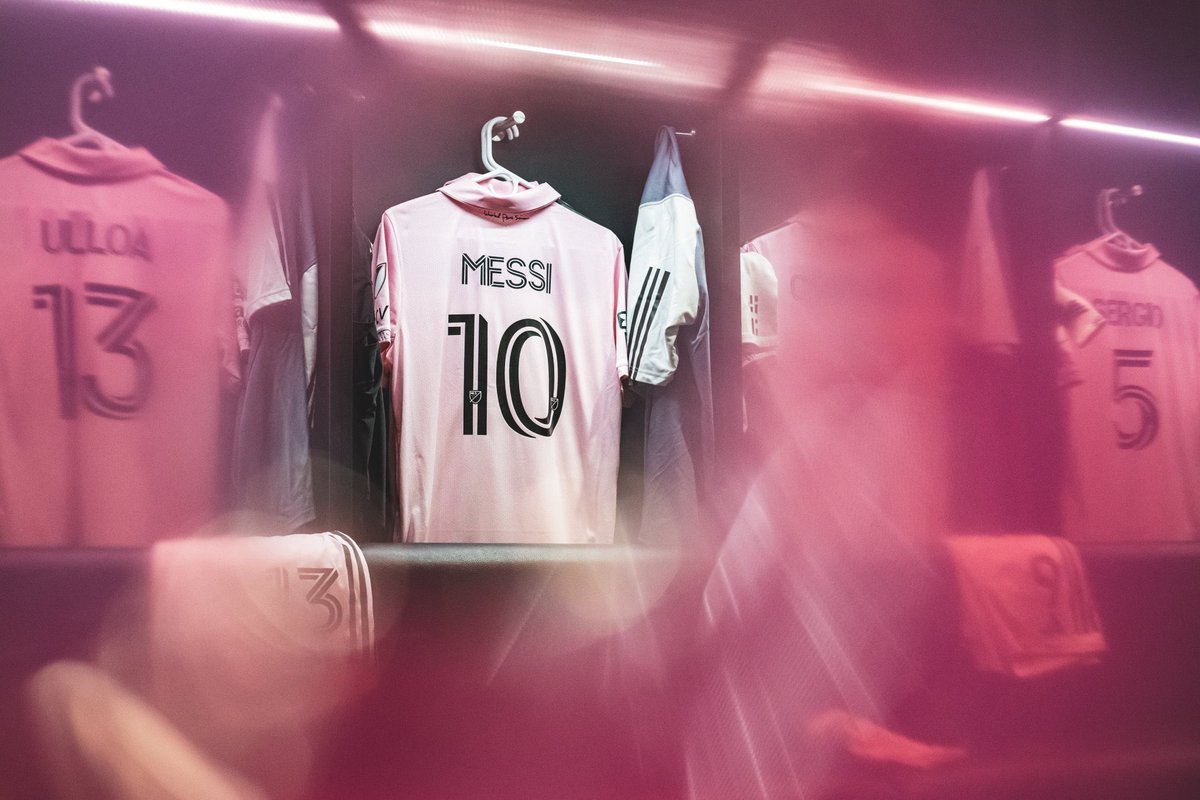 WeAreMessi's tweet photo. Captain ©️ https://t.co/qgnF9GsuTu