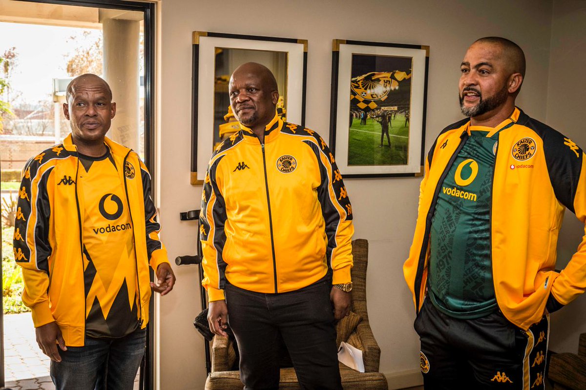 KaizerChiefs's tweet photo. The Kaizer Chiefs Legends will be participating in the Prince Mangosuthu Buthelezi Legacy Cup on Saturday afternoon, where they will face a MC Tshatha XI at the Prince Mangosuthu stadium in the Northern Kwa-Zulu Natal town of Ulundi.

The match will kick-off at 14:00 and will last 30 minutes each way, with rolling substitutes. The team, composed of 15 Chiefs Legends, will be coached by former Chiefs midfielder, Thabo Mooki, who is looking forward to his coaching debut at the helm of the Chiefs legends team.

Read more: https://t.co/hvukFzbF0H

#Amakhosi4Life