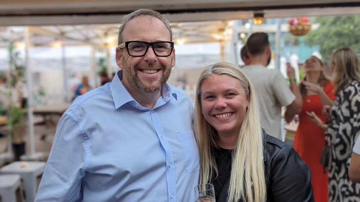 embracent tweet media