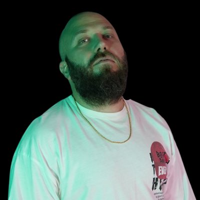 SERDARKIRGIZ's tweet photo. #YeniProfilResmi https://t.co/Ej1bGL3PfJ