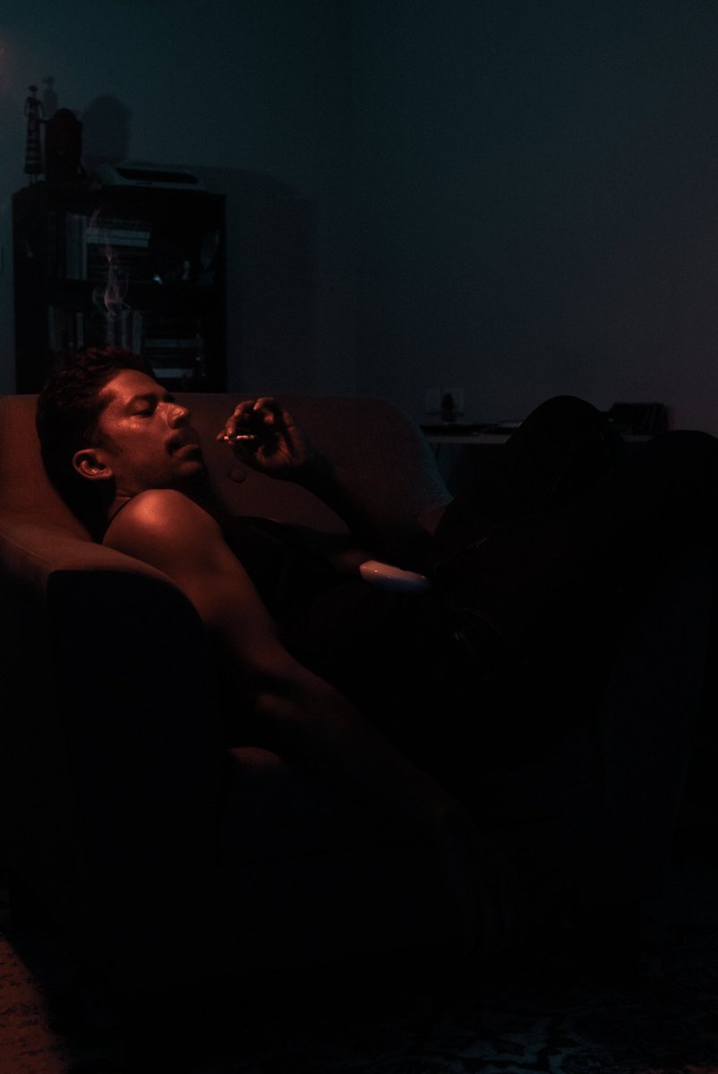 nitinthomas's tweet image. The minute you settle for less than you deserve, you get even less than you settled for.

#fallforward