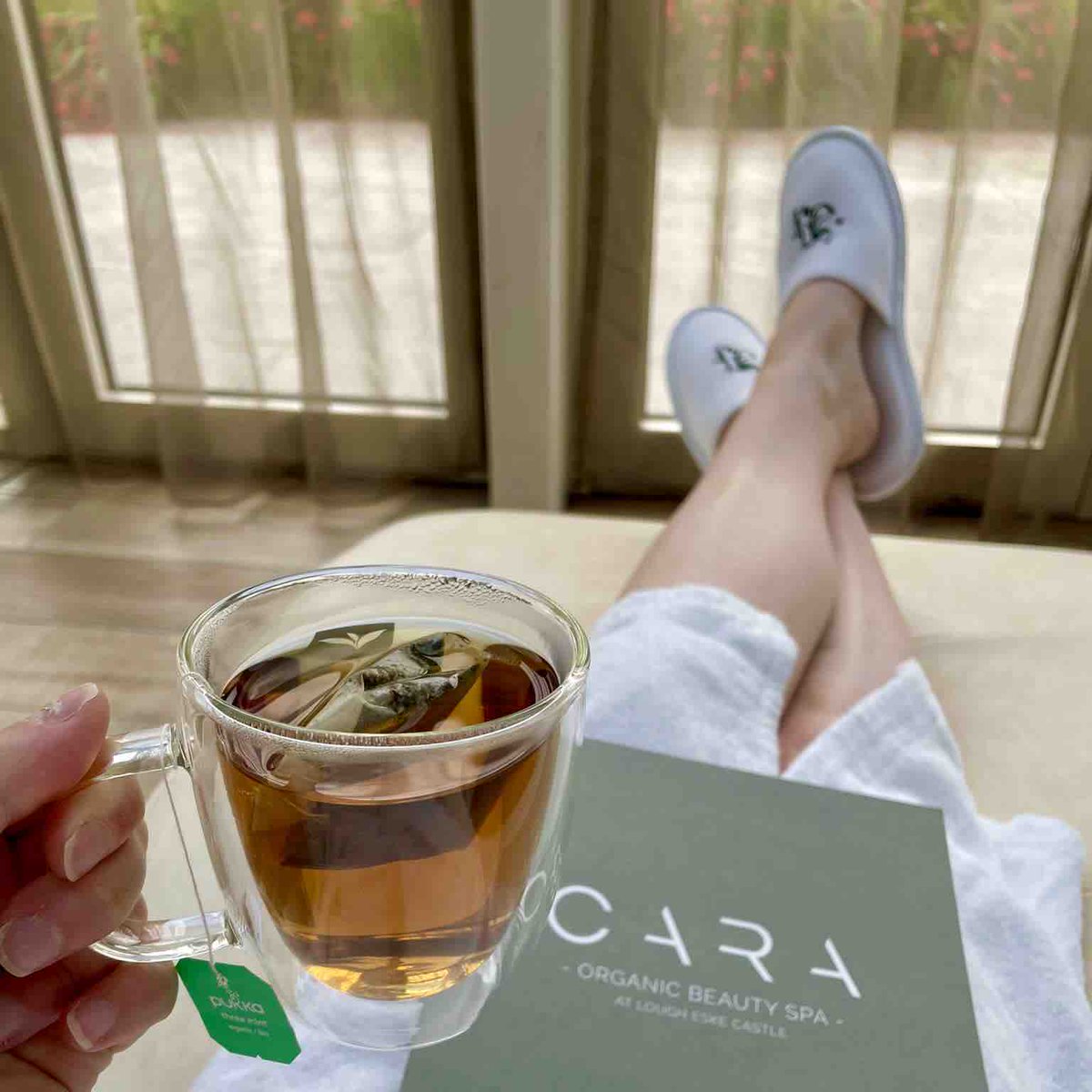 lougheskecastle's tweet photo. Book our Spa Ritual Offer from โฌ80 per person including a 30 minute ESPA treatment, a 45 minute session in our Hot Tubs located by the Spa plus complimentary access to the thermal suite and relaxation room thereafter: https://t.co/mhLnFTPcLo
#wellness #spaoffer #ESPA https://t.co/QRDtIFx7kz