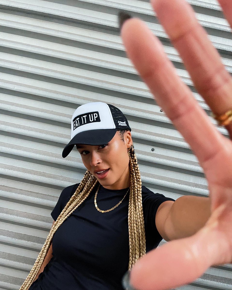 Thandi Phoenix tweet media