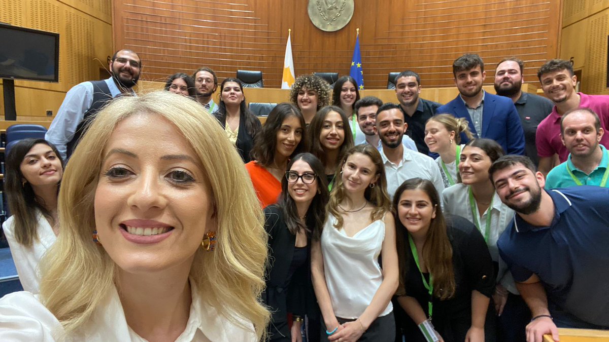 Annita Demetriou tweet media