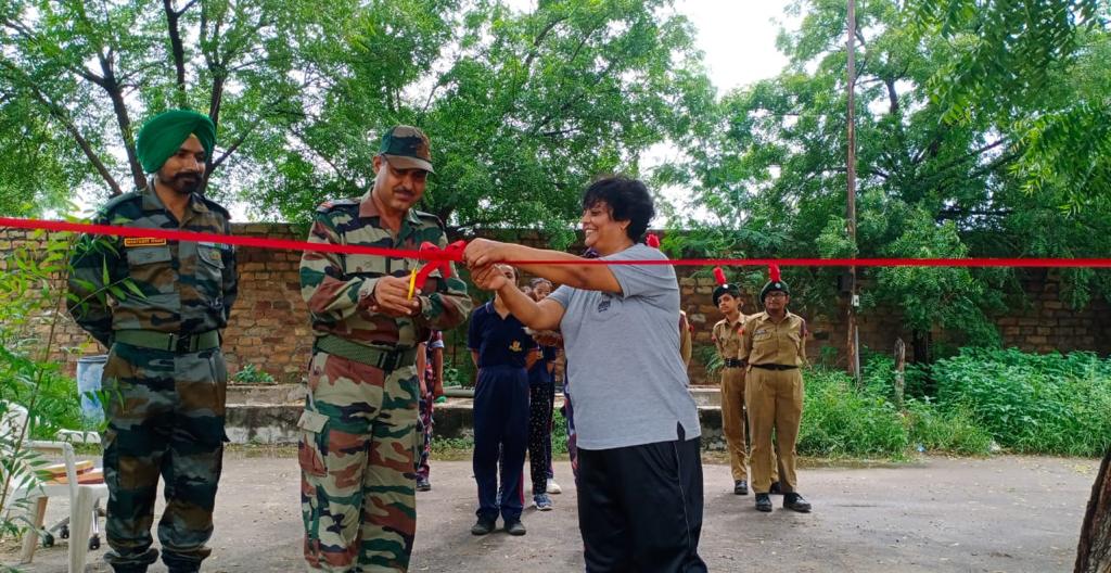 NCCDteRajasthan's tweet photo. Inauguration of new obstacle course at JIET College, Pali Road Jodhpur by 3 Raj Girls Bn NCC, Jodhpur Group. Now cadets will get their adventure training at college. @gpsingh3para @HQ_DG_NCC @Lalit_DDGRajNCC @RajGovOfficial @mygovindia https://t.co/xxJ95qj2RY