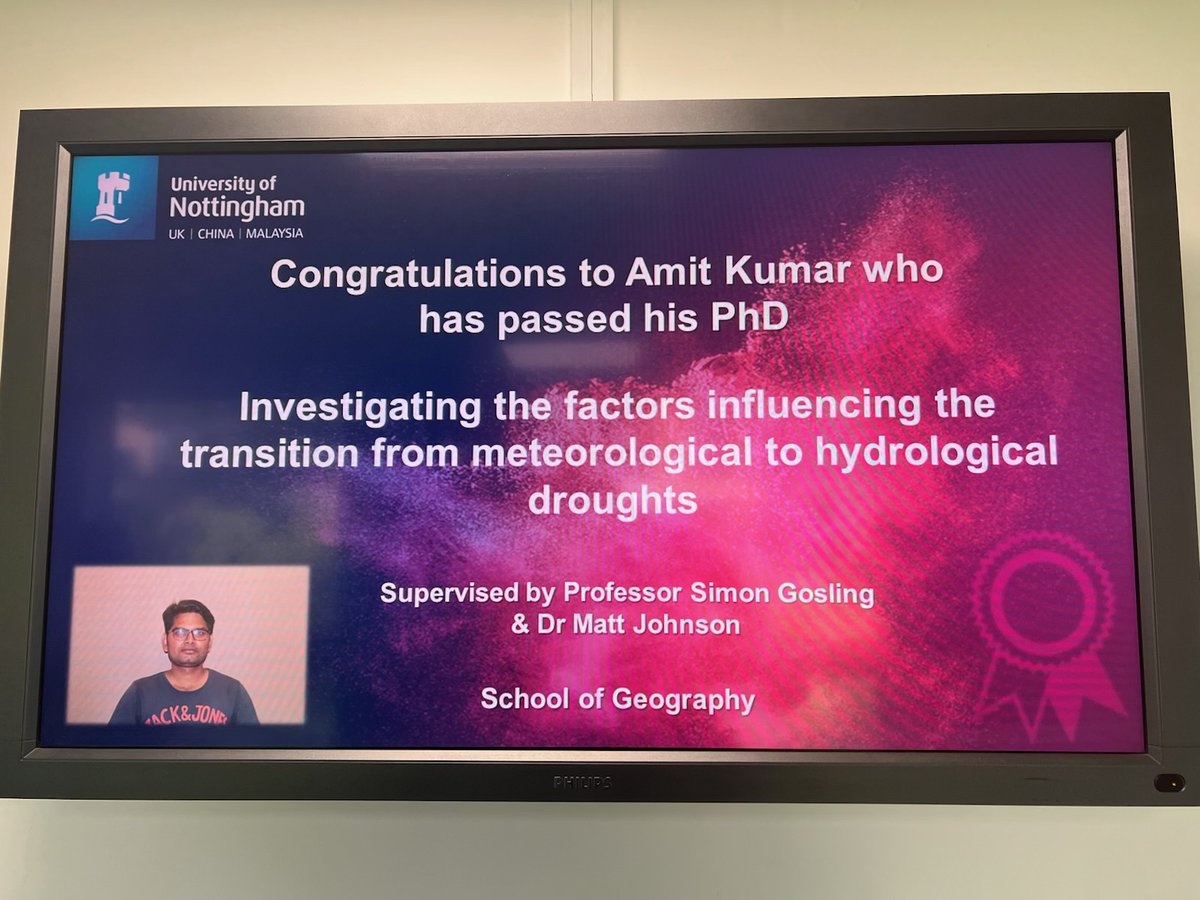 Last week I passed my #PhD  viva. Thanks to my supervisors @simon_gosling, Matthew Johnson & @drmattjones for all your support, learnt a lot form. Thanks @UoNGeography for such a smooth journey. Thanks Rob Wilby & Liam Clark for being the examiners, really enjoyed our discussion.