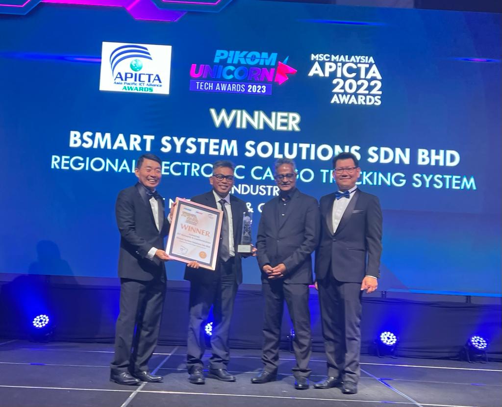 bsmartsystem's tweet photo. 26 Jul 2023 - BSMART System Solutions was awarded as the winner of Industrial: ICT Networks &amp; Communication in Regional Electronic Cargo Tracking System (RECTS) during PIKOM UNICORN Tech Awards 2023 &amp; MSC Malaysia APICTA 2022 Awards. https://t.co/cbldbxw2SK