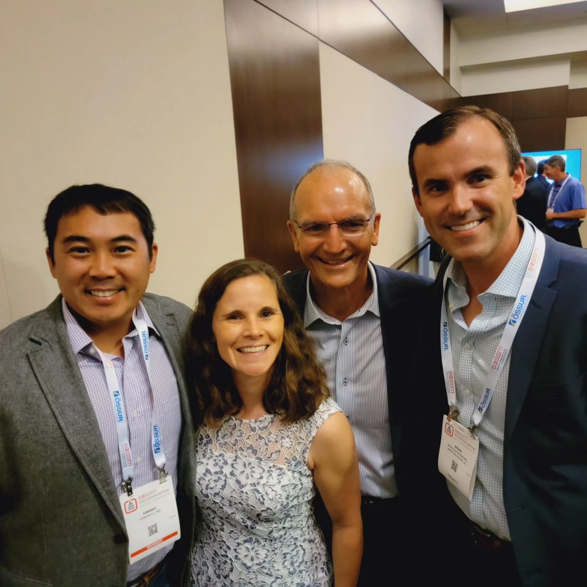 marykmulcaheymd's tweet image. Throwback to #AOSSM2023 - Amazing to learn from leaders in the field, to connect with sports medicine colleagues, and to meet lots of new friends! 

#orthotwitter @LoyolaSportsMed
