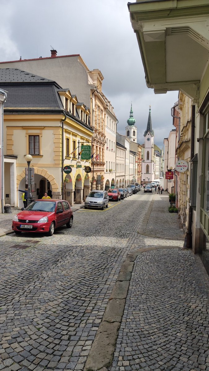 BocekMedia's tweet photo. Nejen punkem živ je člověk. Je třeba si také prohlédnout hostitelské město.
#Trutnov #FestPodParou https://t.co/76vdvN9JGn