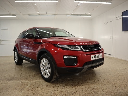 CountryCar1's tweet photo. Looking for a 4 wheel drive family car? Then look no further. Country Car in Barford has a great selection of used cars in stock right now. #4x4 #familycar #lifestyle #gettingaround #holiday https://t.co/SeIiqki5TI