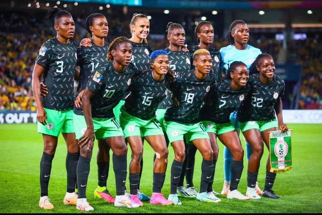 ayinde_halimatu's tweet photo. For indeed what God can not do, does not exist!! Al glory to God for the important 3pts. Unto the next one, ladies @NGSuper_Falcons 🙏💪
#FIFAWWC #HA18 #SuperFalcons #NGA https://t.co/ghSYMWnfhs