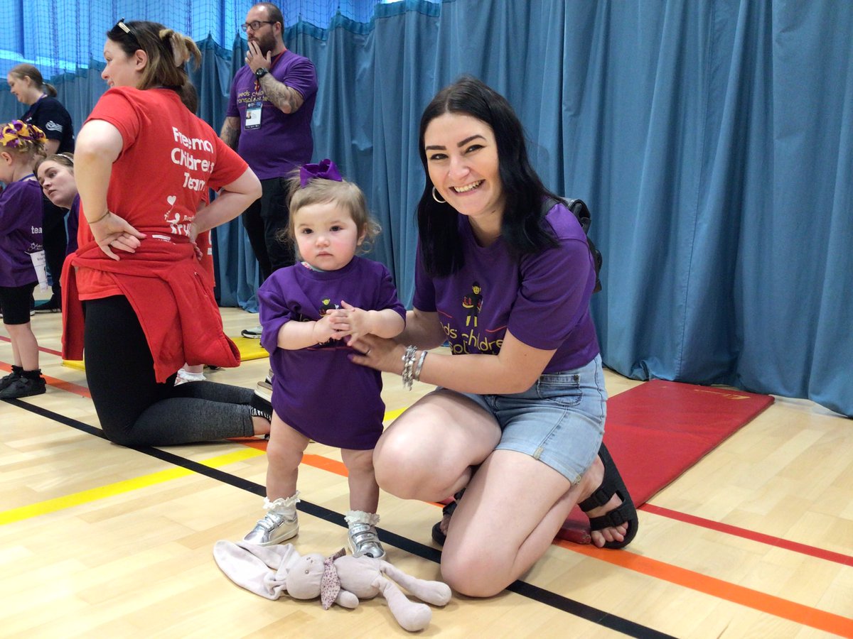 Leeds_Childrens's tweet photo. 1 year old liver transplant recipient Hattie has been in action at the obstacle course this morning supported by her mum. Hattie is the youngest member of #TeamLeeds. What a star! ⭐️ @LDShospcharity @WHBTG @LeedsHospitals https://t.co/kfK3hdVXm7