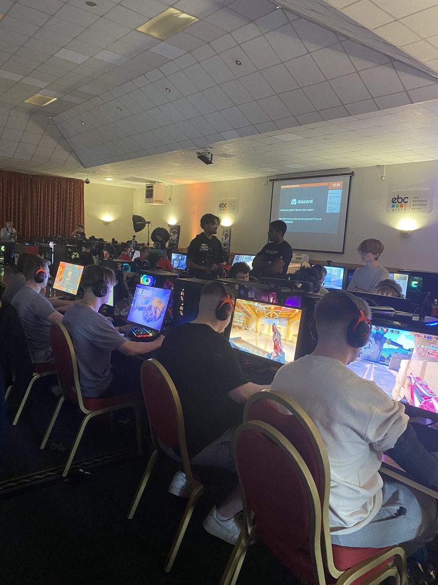Skelp 🎮🏴 (@skelpesports) on Twitter photo Skelp have arrived at <a href="/EPICLAN/">EPIC.LAN UK Gaming & Esports Events</a> thank you to everyone who donated on kick to support the team, make us proud lads!
🆚️ First game vs Granny Knockers! Skelp have arrived at <a href="/EPICLAN/">EPIC.LAN UK Gaming & Esports Events</a> thank you to everyone who donated on kick to support the team, make us proud lads!
🆚️ First game vs Granny Knockers!