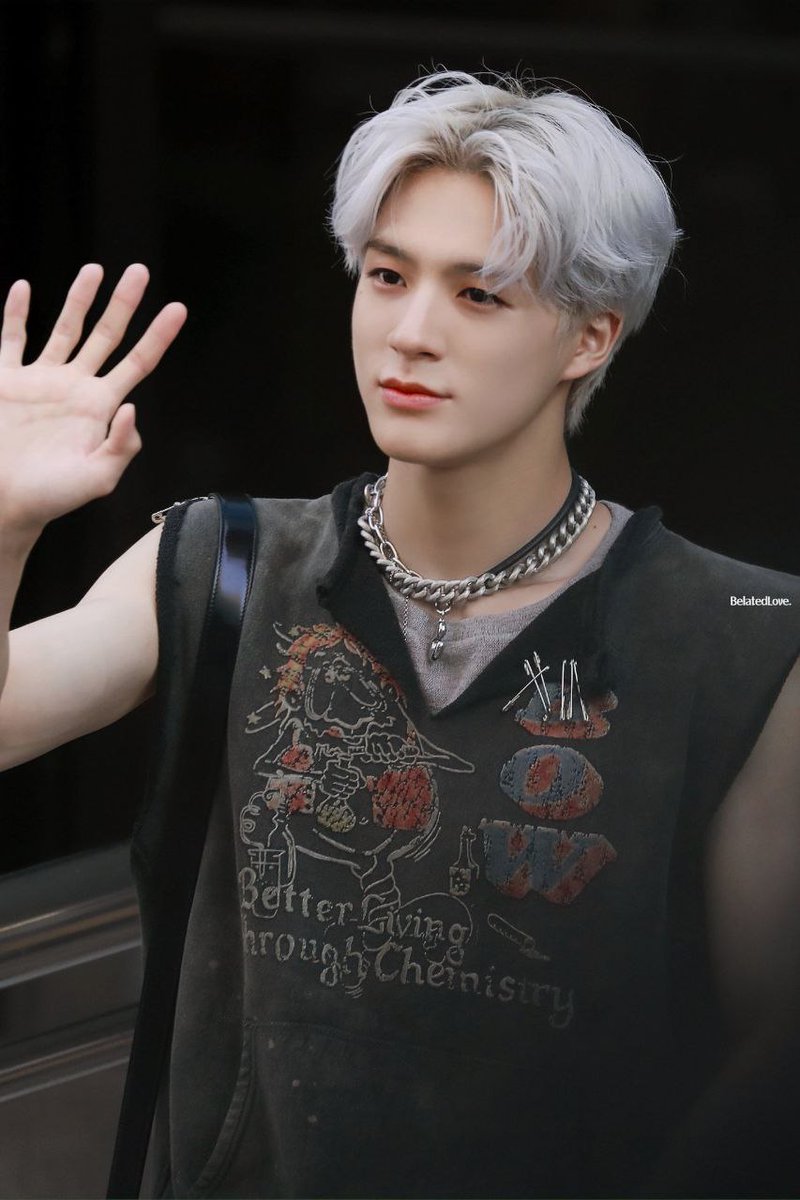 JenoFess tweet picture