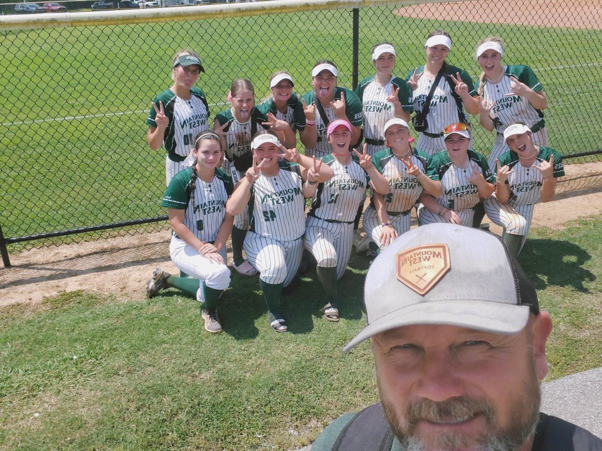 emmaharrow10's tweet photo. Tournament in Tennessee! @MountainWest16u @KenyaLapuaho @JewelKorth @EmmaWa1ker @LapuahoTalite https://t.co/UPBeE32scU