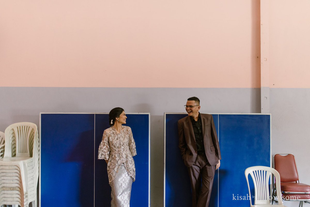 owlsomeproject's tweet photo. POV Fotografer : tunangan adat batak but make it like film indie. https://t.co/bwhsG6iDAm