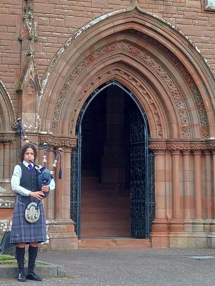 Celebrating the inspiring life of Dr Flora Murray today, 100years since her passing. #suffragette #medicalpioneer #LGBTQ+ Icon.  As part of the #DumfriesPride celebrations commemorating her amazing, and 'Gloriously Happy', legacy  <a href="/DGNHS/">NHS DG</a> <a href="/dgcouncil/">Dumfries and Galloway Council</a>
