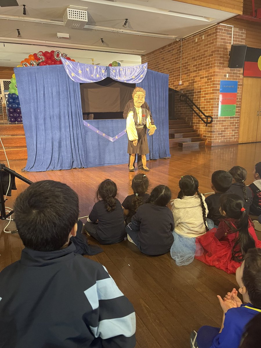 Billy_Eliaali's tweet photo. Today we celebrated 💯 Days of Kindergarten. Congratulations to our support unit students on this epic milestone 🔮🎈@Punchbowl_PS https://t.co/6cuH9yVtNk
