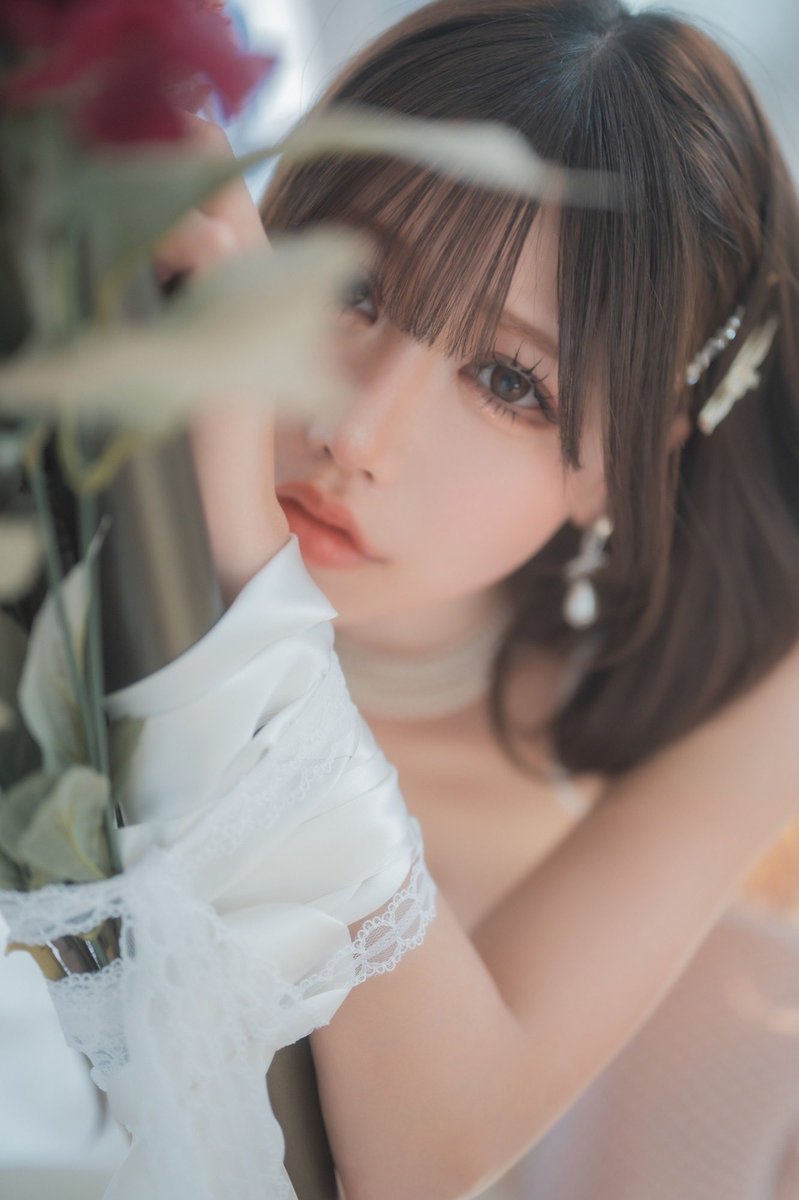 【お知らせ📢】
本日発売‼️
えなこりんが表紙の　#月刊エンタメ　にやすいさん（@wunder_p_house ）連載の『　#すきなの　？』に白田まいが掲載されています💓

全国の書店またコンビニ、Amazonでご購入頂けます✨
ポスター&QUOカードなどあるので是非GETしてね🥹💕

🌟通販はコチラ🌟
https://t.co/RX7nzfuuMX