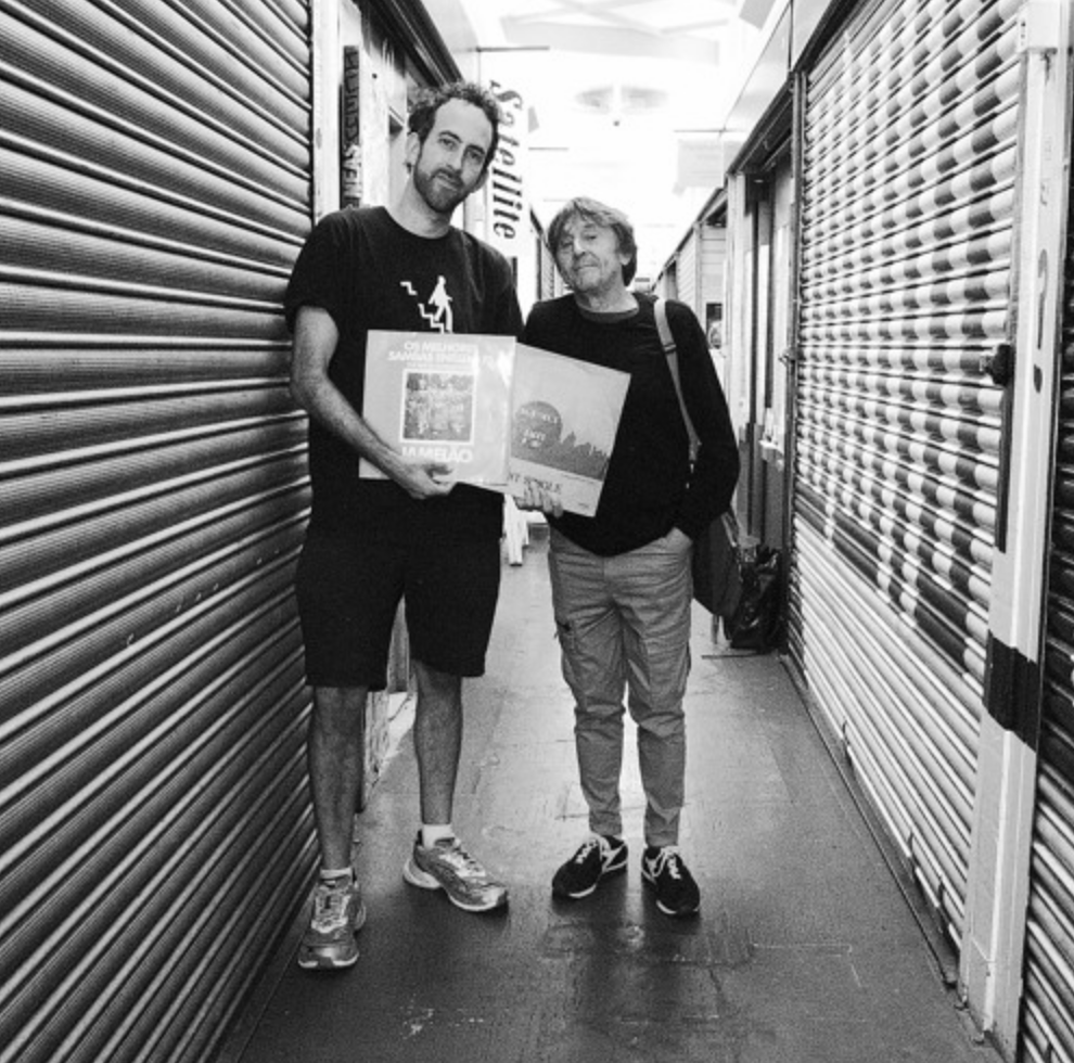 My guest on my <a href="/recordreplaytv/">RecordReplay</a> x <a href="/Balamii/">Balamii</a> bargain bin vinyl show this month is Bill Brewster (<a href="/djhistory/">@djhistory.bsky.social</a>)—the kindly soul who did our first ever mix back when it was a £10 budget! Hear his charity shop classics + my selections from Rook Records soundcloud.com/balamii/record…