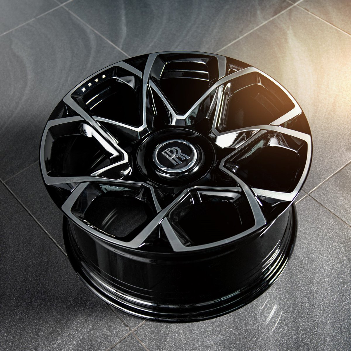AKAHNDESIGN's tweet photo. Bringing in some Art Deco Flair to the Rolls Royce Family!

Brand: KAHN®
Model: Type 55 Forged
Fitment: 22" | 23" | 24"
Legal: Copyright Design by KAHN®

#kahndesign #kahnwheels #rollsroyce #cullinan #rollsroycelife #rollsroyceclub #spectre #carblogger #beautiful #fashionblogger https://t.co/KEXzmXOSjU