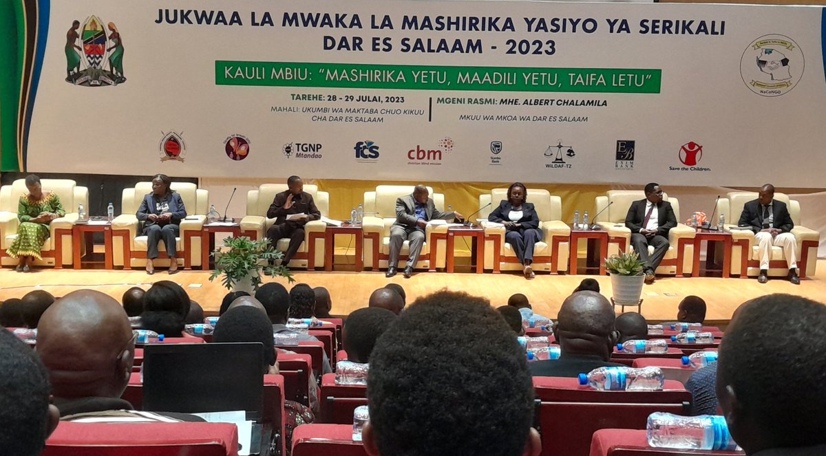TYPEITZ's tweet photo. Mkuu wa Mkoa wa Dar es Salaam Mhe. Albert Chalamila akifungua rasmi Jukwaa la Mwaka la Mashirika Yasiyo ya Serikali Dar es Salaam-2023 lililofanyika katika Ukumbi wa Maktaba ya Chuo Kikuu Cha Dar es Salaam tarehe 28—29 Julai 2023.
TYPEI tumeshiriki kwa uzuri jukwaani. https://t.co/ZMT6E7tnU1