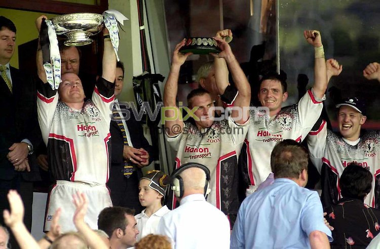 BornVikings_'s tweet photo. #OnThisDay in 2001

A packed Spotland hosted the Northern Ford Premiership Final that saw Widnes unlock the door to Super League by beating Oldham 24-14! 🏆 ⚫⚪ 🏁 https://t.co/TDdF1yZJ2y