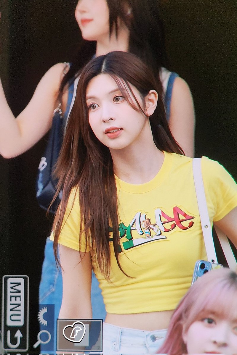 Bai_Fari's tweet photo. 230728
🥰🥰🥰
pre
#배이 
#BAE
#NMIXX       #엔믹스 https://t.co/BuHEvZtreB