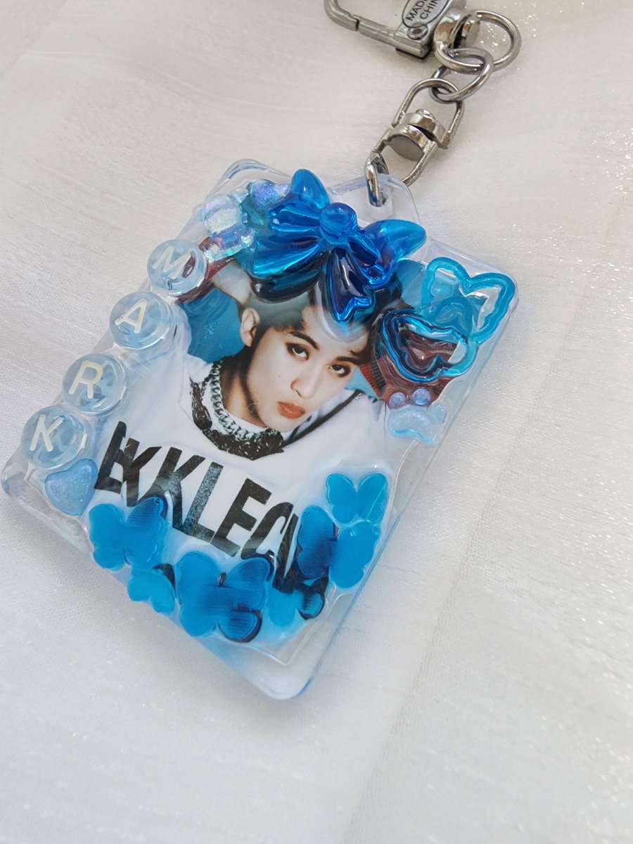 LiKe_it__0's tweet photo. 증사 키링✨ https://t.co/kkRrnfAeAA