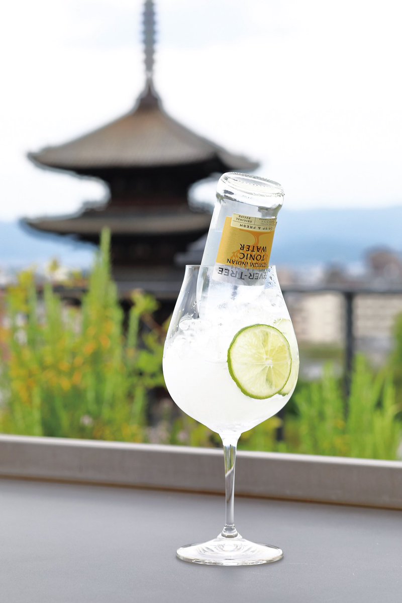TheSeiryu's tweet photo. Gin and tonic in hot summers.
Fabulous time feeling in the summer breeze at K36 where located on 4th floor at our hotel.

暑い夏にジントニック。
ホテル4階のバーK36にて、夏の風を感じて。 https://t.co/aHBViPcGnJ