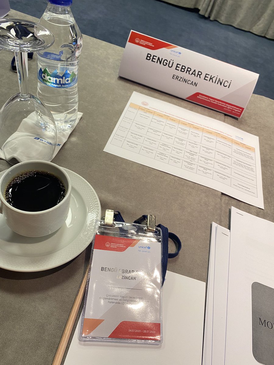 bengaaar's tweet photo. 1,5 ay önce evlenme teklifi aldığım otele bu sefer eğitime geldim,tüm kaygılarımın yerini mutluluklara bıraktığın ve hayatımdaki düzen için teşekkür ederim Allahım🥹 https://t.co/lHkj65UEsI