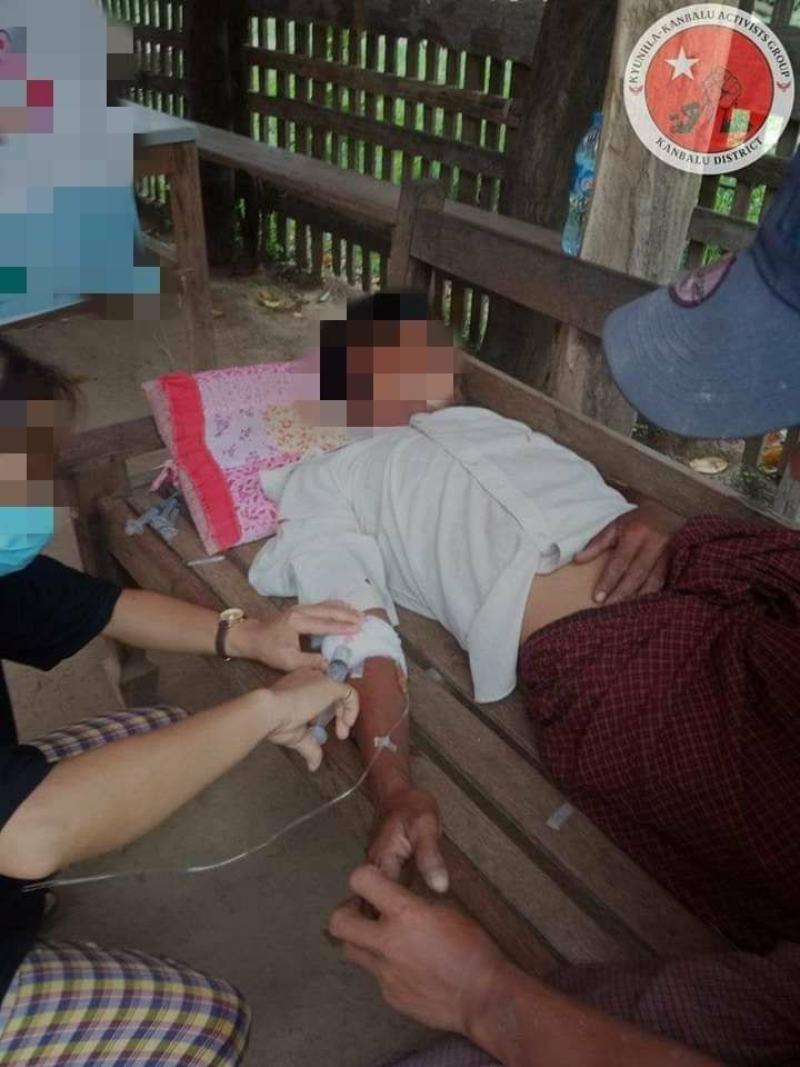 MaybomeM's tweet photo. It is reported that 11 residents were bitten by venomous snakes, and 1 had died because of having not enough medication. Therefore, snake anti-venom is urgently required there.  #2023Jul28Coup #WarCrimesOfJunta #WhatsHappeningInMyanmar https://t.co/Jx01t2xSPh