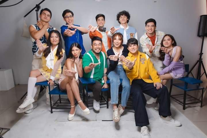 nunag_alyssa's tweet photo. Congrats to all cast of Love At First Read. 

CONGRATULATIONS MAVLINE
#LAFRNewChapter 
#WeWantLAFRSeason2 
#AllForYouMAVLINE https://t.co/bqqWn8shCb