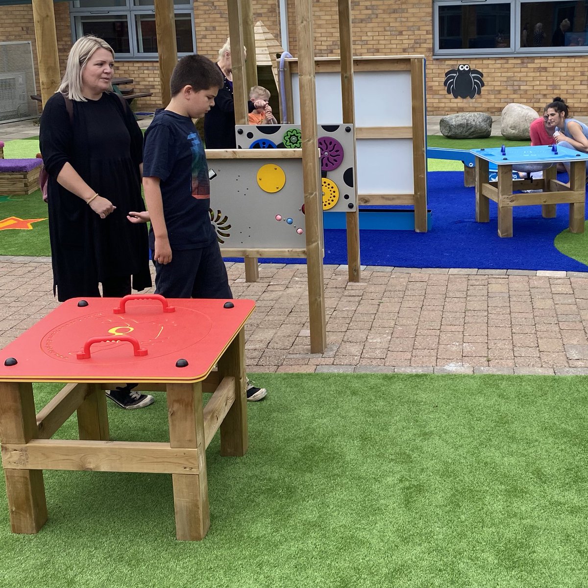 StGilesRetford's tweet photo. So glad to have teamed up with the wonderful @We_Caan_ Charity to provide even more opportunities for our pupils and their families during the school holidays! #TeamStGiles #WeCaan #SEND #Bassetlaw https://t.co/FWroGsABza