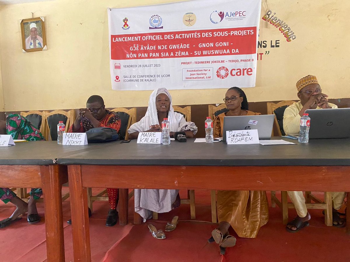 Le Chef Projet de l’ONG Vie et Environnement Mr Mekalangou Ousmane a pris la parole au nom du bailleur pour présenter le projet TEDIJO  en français. 

A sa suite, un traducteur est intervenu en bôô pour faciliter la compréhension à tous les acteurs présents ✌🏾