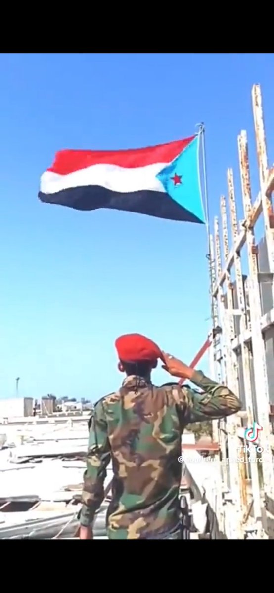 algnooobe227's tweet photo. @Doo711 نحن دولة جنوبية من قبل أن تنشاء بعض الدول وسأل عن الجنوب العربي إذ كنت لا تعرف .
#الجنوب_العربي
#المجلس_الانتقالي_الجنوبي https://t.co/o8dK3T2Cf2