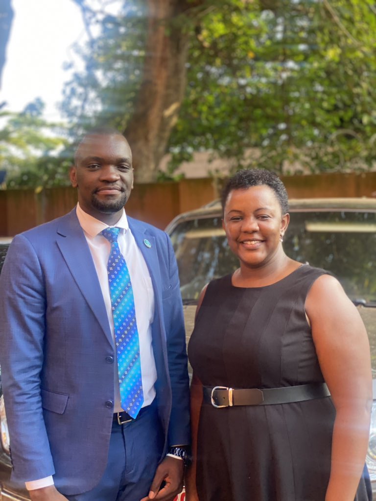 MuyaakaAlfred's tweet photo. #Sharpened for #TrialAdvocacy.
The reply to the inquiry of where I learnt my exceptional trial Advocacy skills will always be that I participated in the rigorous Trial Advocacy Training conducted by @TrialAdvocacyUG in partnership with @ug_lawsociety Thank you @kalikumutimalaw https://t.co/TwforTBEdK