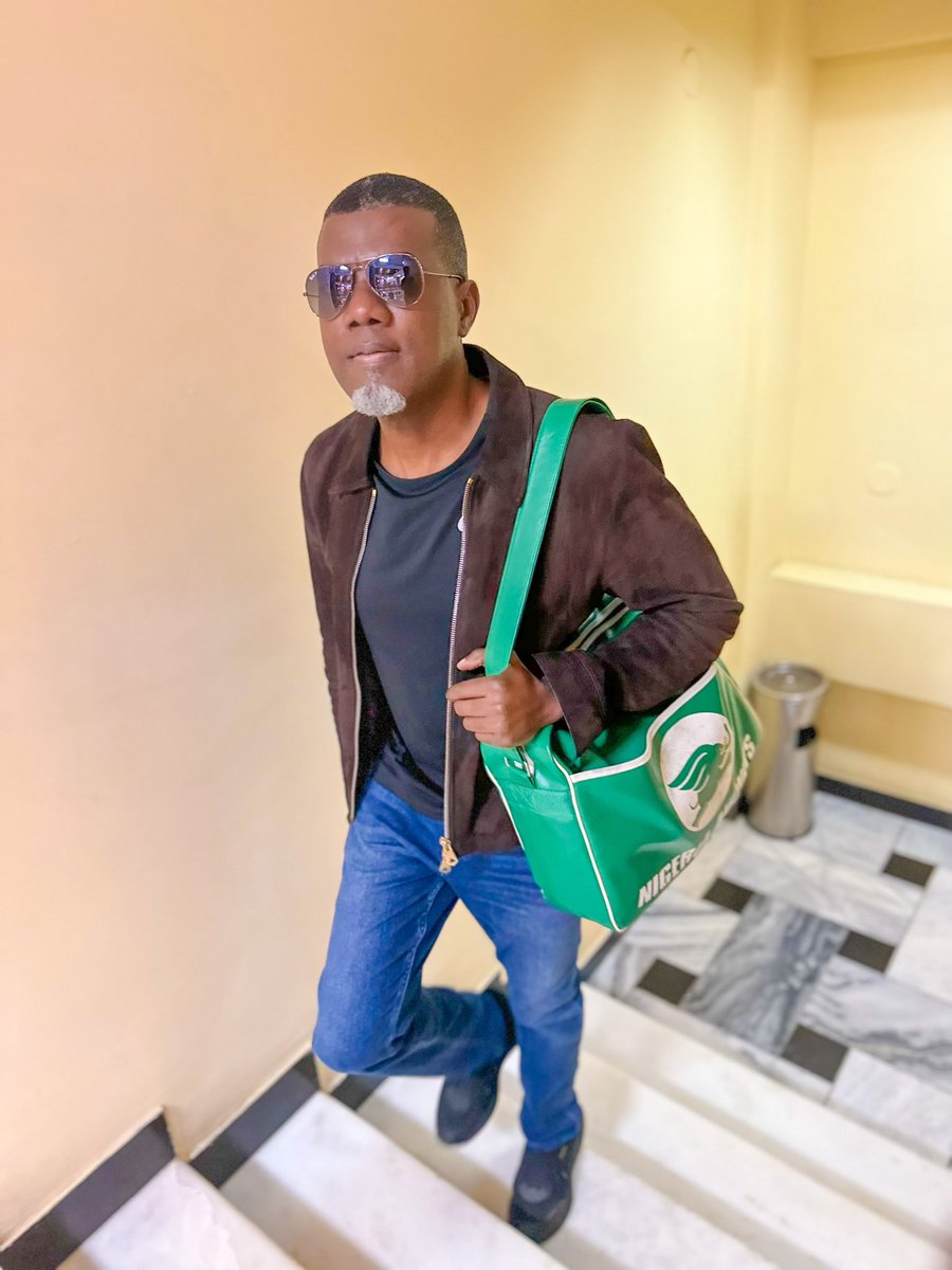 renoomokri's tweet photo. I am a Nigerian 
I love Nigeria
I love the green and white flag 
I love her people 
I love the Nigerian accent 
I love Nigerian languages
I love the Nigerian spirit 
I love Nigerian food 
I love Nigerian jollof rice 
I love Nigerian suya 
I love Nigerian names (all my names are Nigerian)
I love Nigerian culture 
I love Nigerian music 
I love Nigerian dances 
I love Nigerian football 
I love Nollywood 
I love Nigerian parties 
I love Nigerian grit and passion 
I love the hustle and bustle of Nigeria
I love our never say die attitude 
I love our inventiveness 

And I am apologetic about it! There is much to love about Nigeria, and I choose to be positive about my country. 

May God bless Nigeria! 

#TableShaker