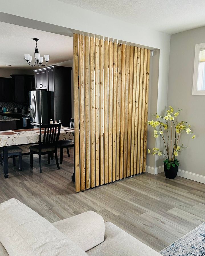 RRoseCarpentry's tweet photo. Loving these room dividers! They have created a striking centre-piece to an open plan living space. The natural wood contrasts beautifully against black furniture.

Room dividers available at https://t.co/7Wml910e93

#roomdivider #roomdividers #roomdividerideas #roomdividerwalls https://t.co/WBel8QDQOu