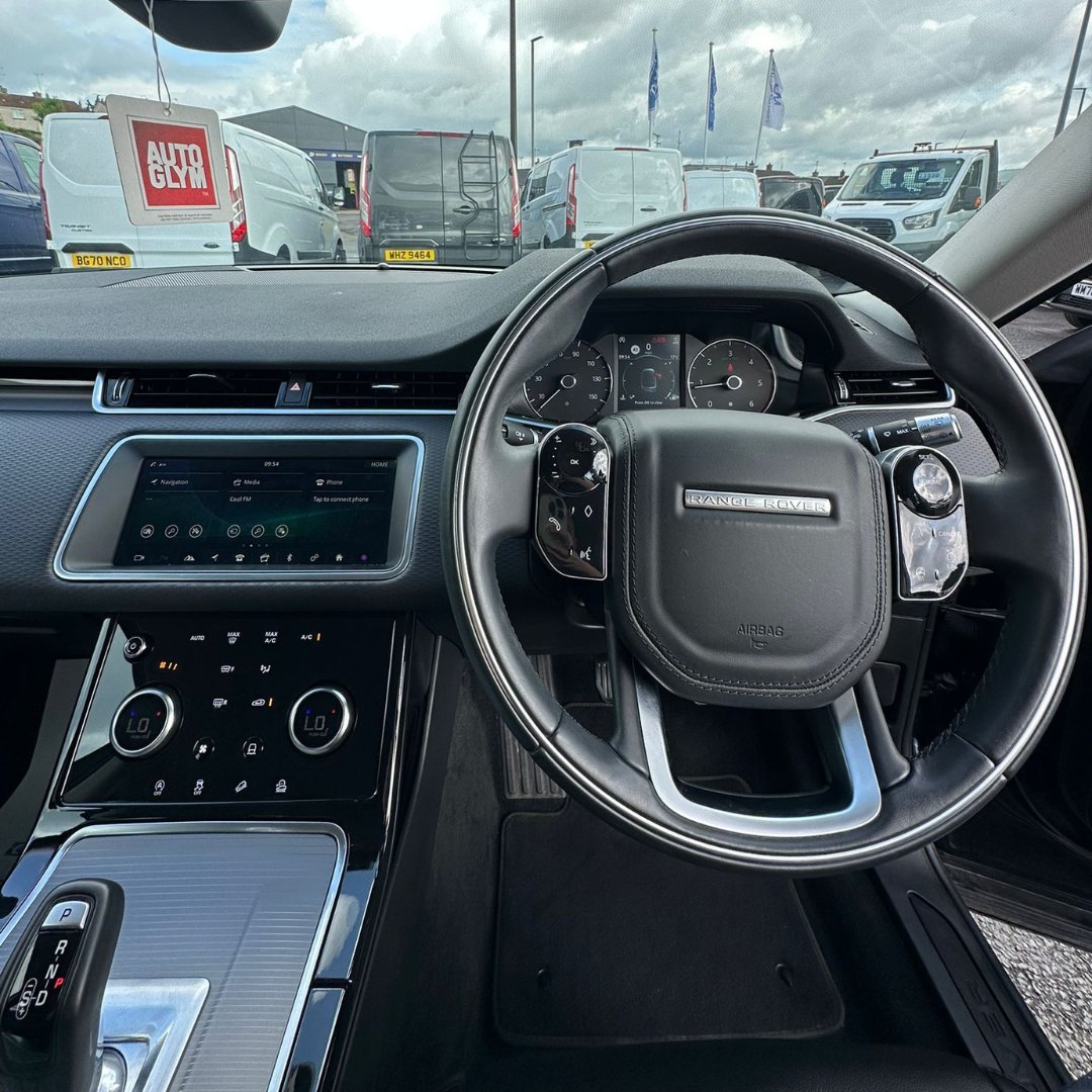 2019 Range Rover Evoque ☑️ 30,255 Mileage ☑️ Automatic Gearbox ☑️ Diesel Fuel type And so much more... Just £314 a month! Call Stephen for more information: 07596611266 📞 loom.ly/eU985jM