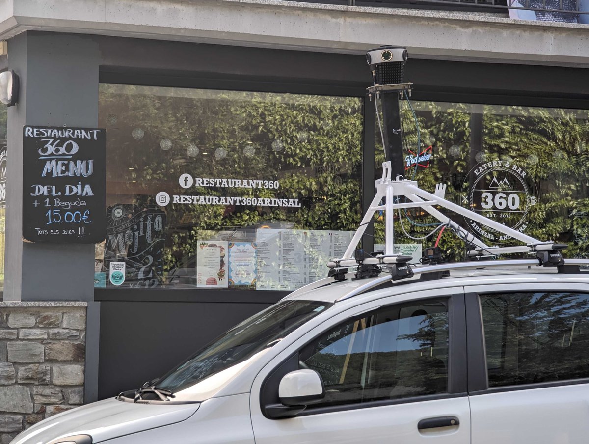 Mosaic360camera's tweet image. Visiting our customers is always a special treat. 
Such an incredible day to scan with the Mosaic 51! 

Guess where we are?

#mobilemapping #3dmapping #topography #mapping #surveying #landsurvey #landsurveying #digitaltwins #road #smartcities #digitalcity
#geospatial #geomatics