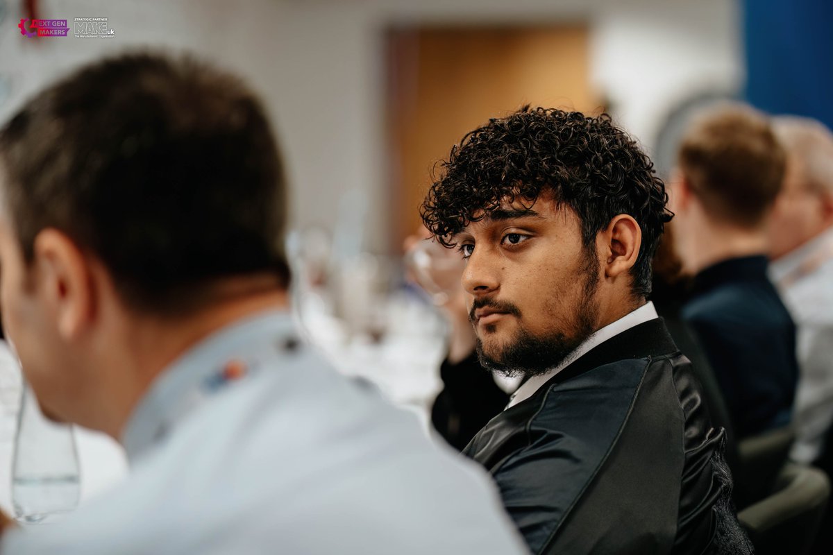 SMCPneumaticsUK's tweet photo. During 2022, we relaunched our improved apprenticeship programme after working closely with #NextGenMakers.
We are delighted to have been awarded the Gold Kitemark Status recognising our achievements as an ‘Excellent Employer’, at the @MakeUK_ Engineering Apprenticeships Awards. https://t.co/w4GtzvNYJE