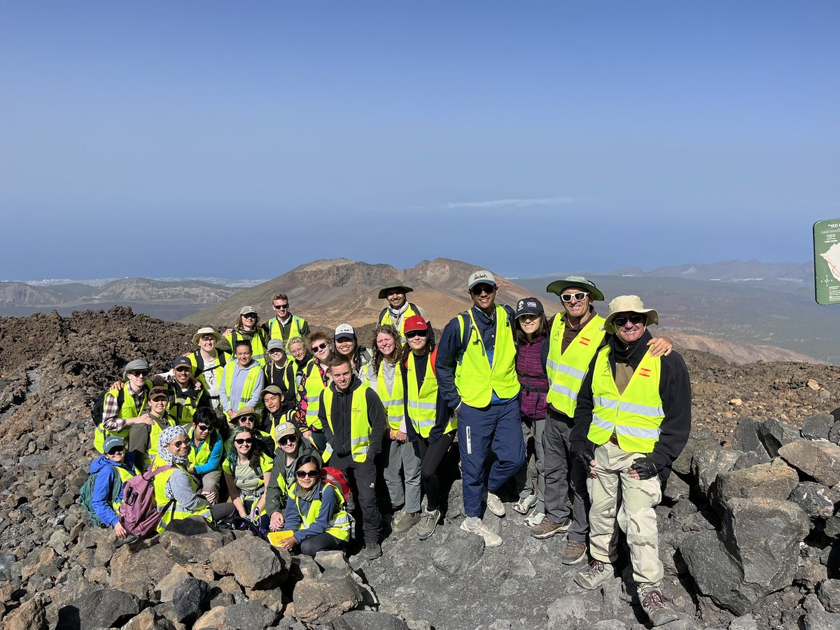 leahdorite's tweet photo. What an unforgettable month!
Thank you @GeoTenerife for the opportunity to be a #GeoIntern. Incredibly blessed to have met so many friends and future colleagues - exited to see where the future takes us all! ๐ฉต https://t.co/PMQYS5csdY