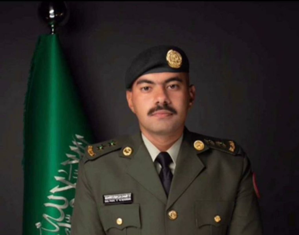 Butaini's tweet photo. ماشاء الله تبارك الرحمن.  نبارك لابن العم / فيصل عواد ضيدان البطيني  تخرجه من كلية الملك عبدالله برتبة ملازم اول مهندس و نسأل الله ان يكون في خدمة دينه و وطنه . https://t.co/nMejvVd6XR