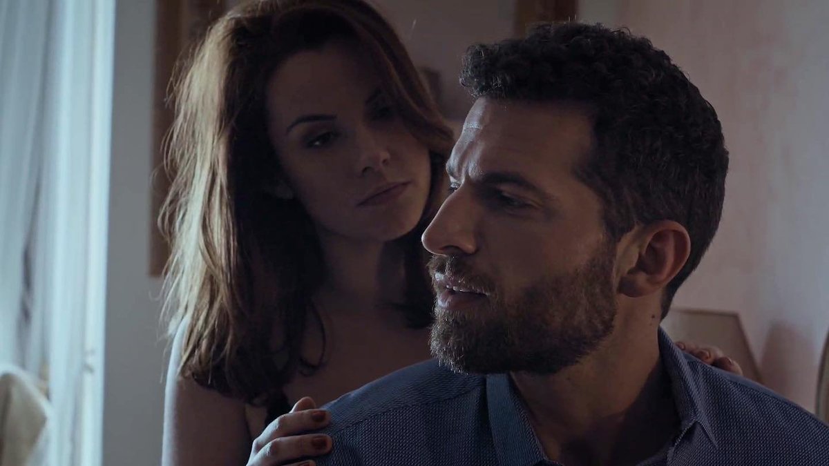 Que me perdoe Adrián Castiñeiras, pero a min se me preguntan polo #CanYaman galego respondo <a href="/David_Novas_/">David Novas</a>.
Alguén discrepa?