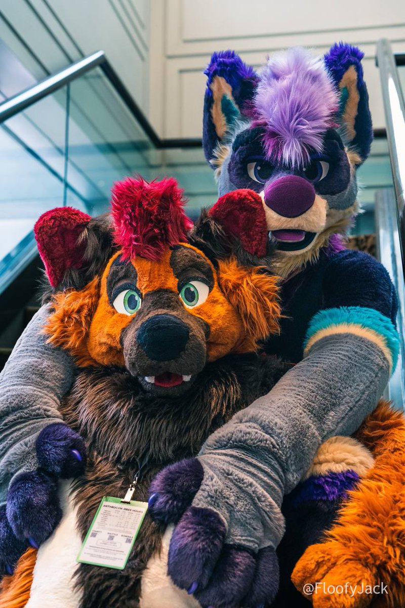 Kizma Husky (@kizmahusky) on Twitter photo Finally #FursuitFriday ! Have a nice day and weekend everyone π
πΆ:<a href="/FlumeFusky/">Fwoom π FD, MP</a> Finally #FursuitFriday ! Have a nice day and weekend everyone π
πΆ:<a href="/FlumeFusky/">Fwoom π FD, MP</a>